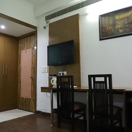 Hotel Parth Inn Ghaziabad Exterior photo