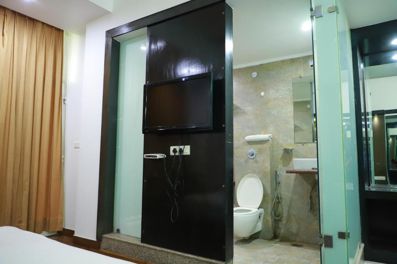Hotel Parth Inn Ghaziabad Exterior photo